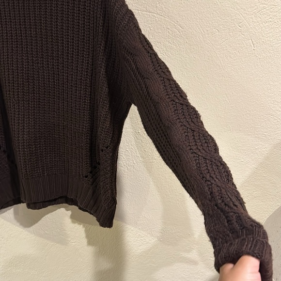 John + Jenn Sweater - Picture 4 of 11